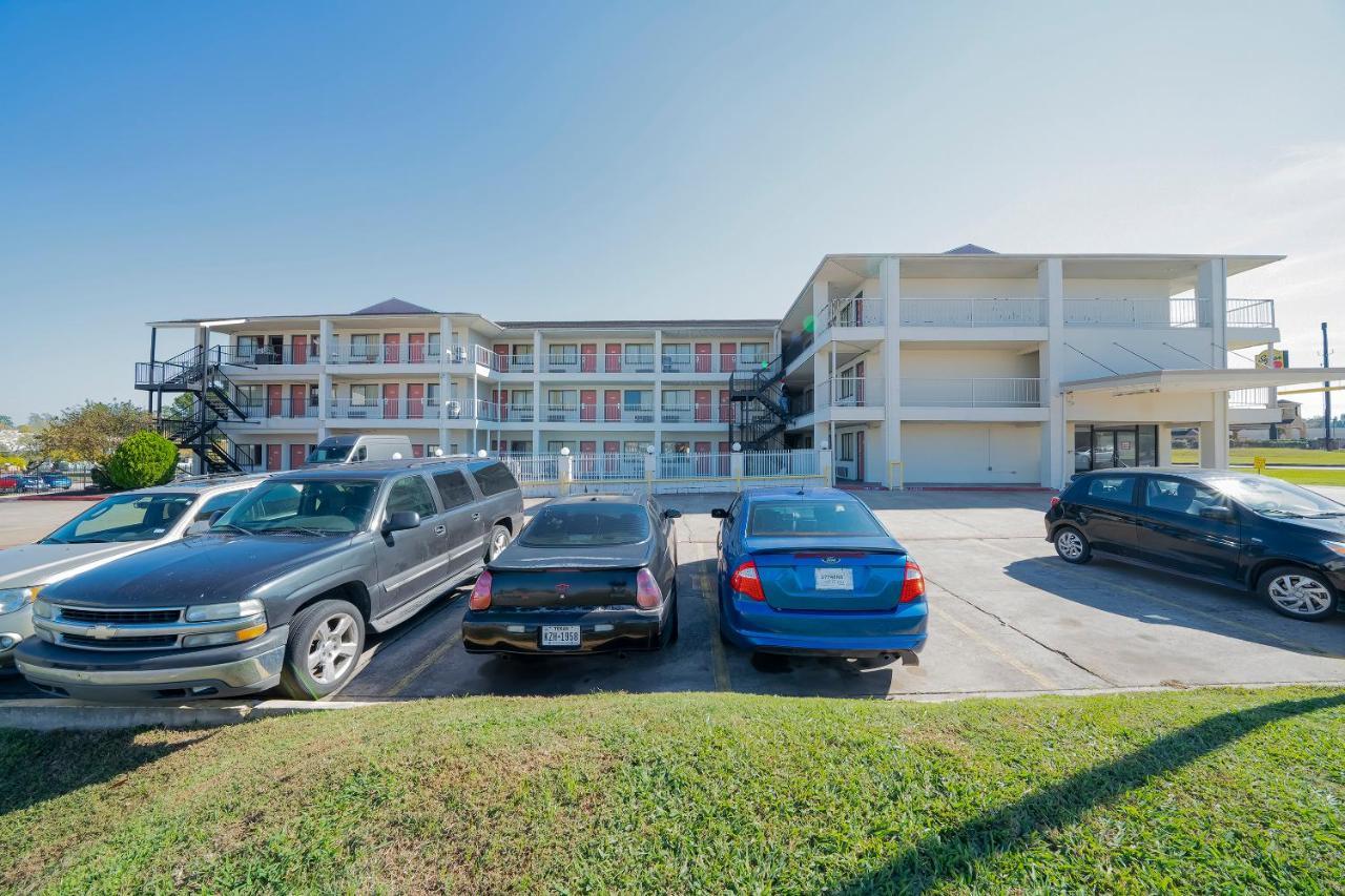 Americas Best Value Inn & Suites Humble Exterior foto