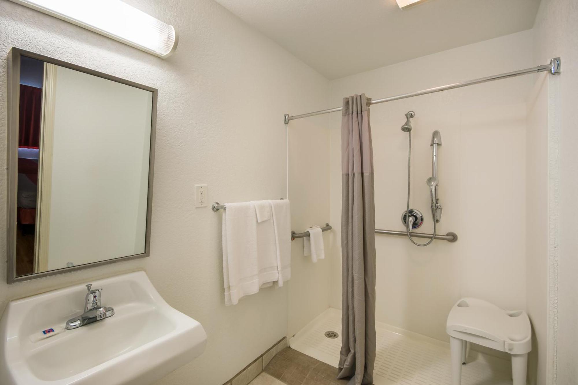 Americas Best Value Inn & Suites Humble Exterior foto